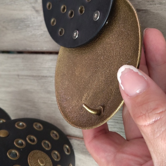 New Round Buckle Y2K Style Belt In Brown/Gold Combo - Picture 6 of 7